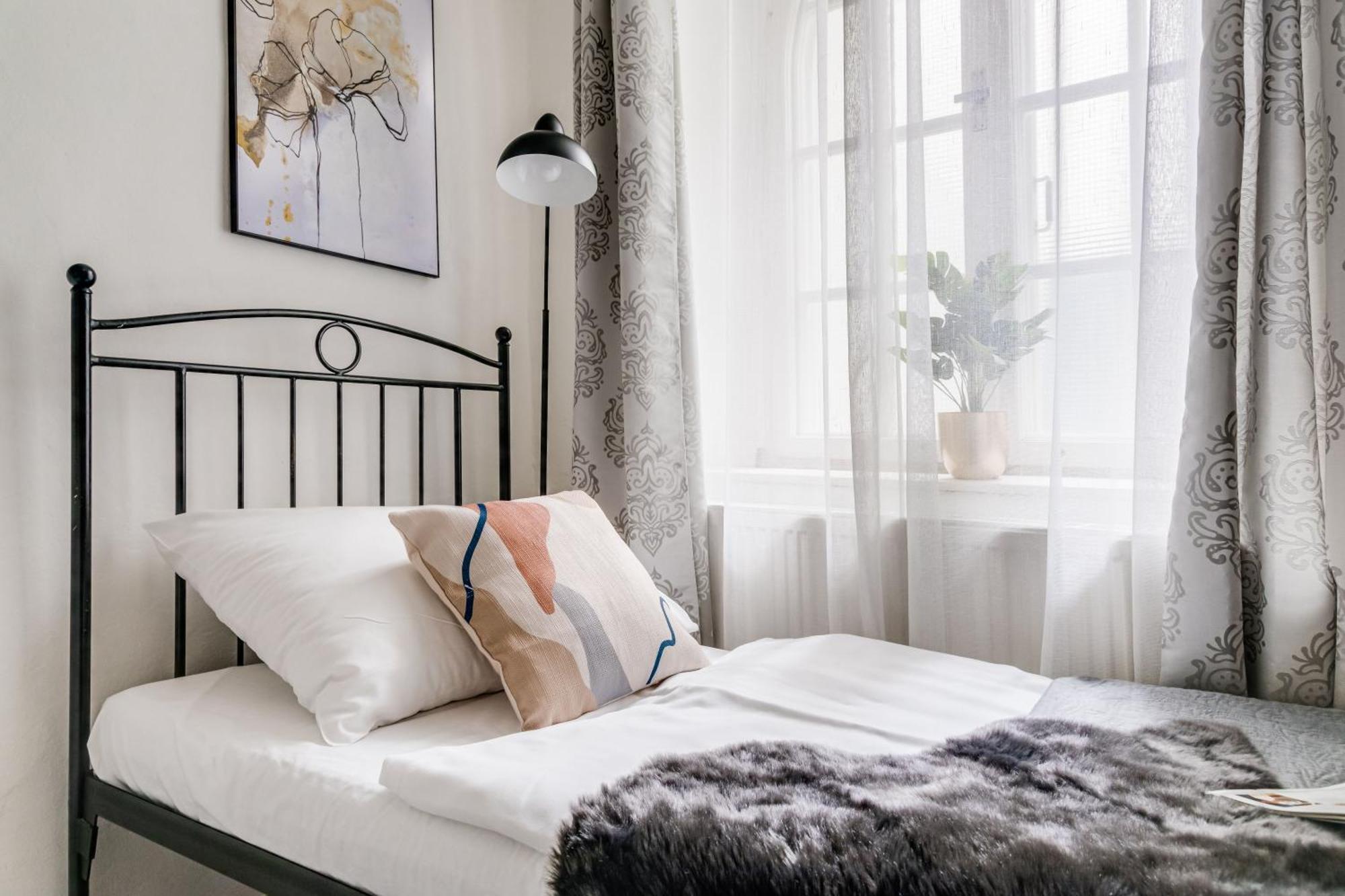 King'S Road Residence Прага Экстерьер фото
